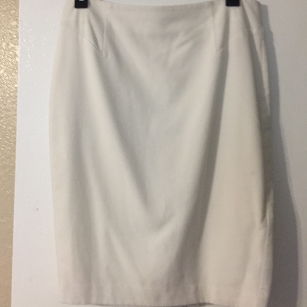 Victoria’s Secret White Pencil Skirt